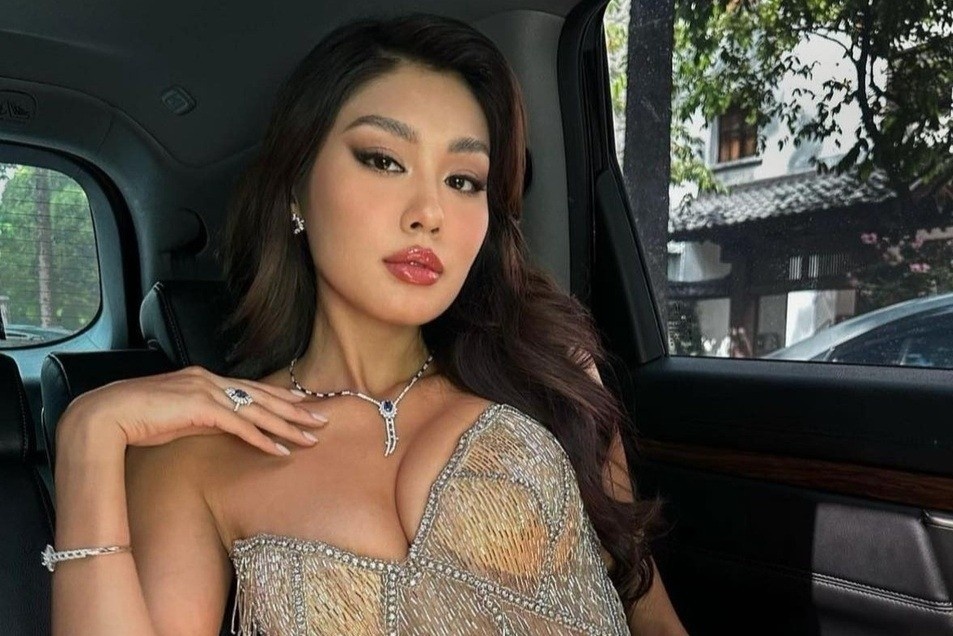 Mau thuan phat ngon trong vu Thao Nhi Le mat suat thi Miss Universe hinh anh