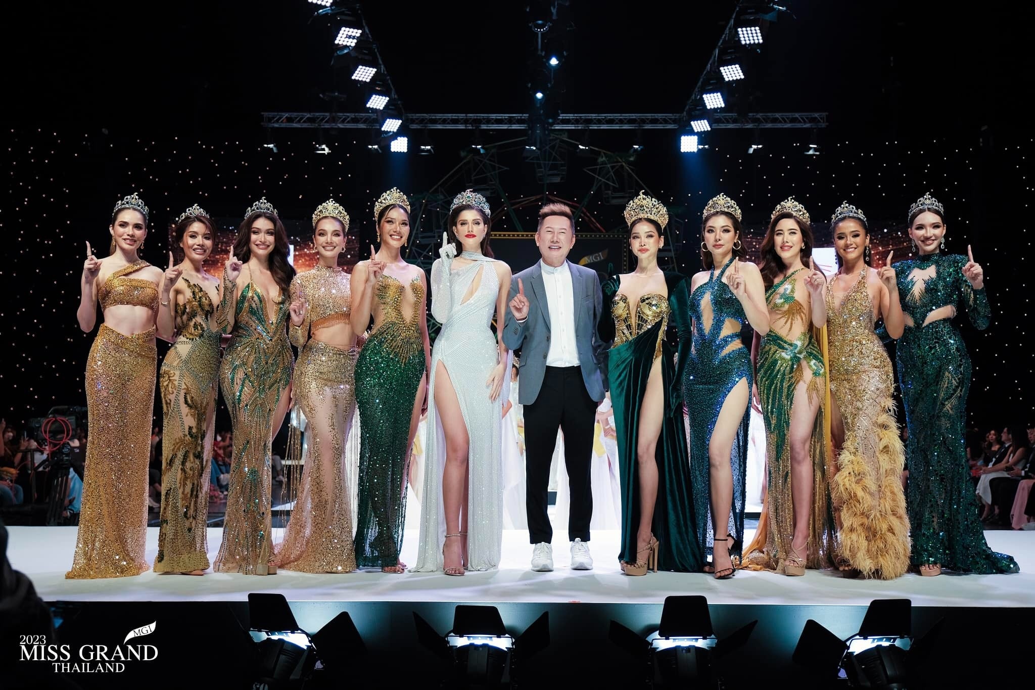 Hoa hau Hoa binh anh 1