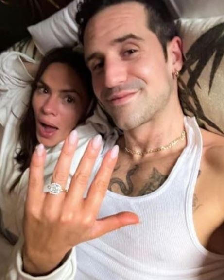 Hayley Atwell dinh hon anh 2