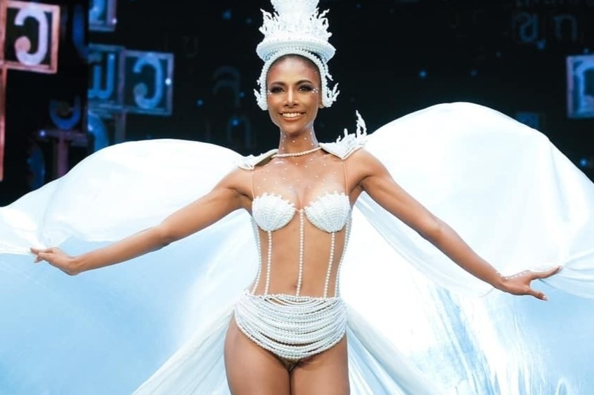 Thi sinh Miss Grand Thailand mac bikini thi trang phuc dan toc hinh anh