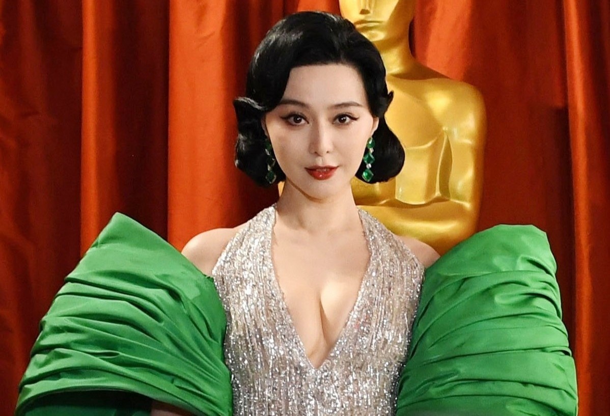 Su doc hai cua thoi trang tham do hinh anh