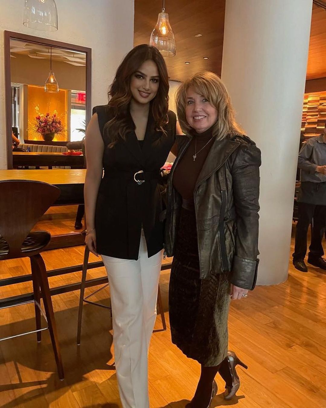 Hoa hau Hoan vu anh 1