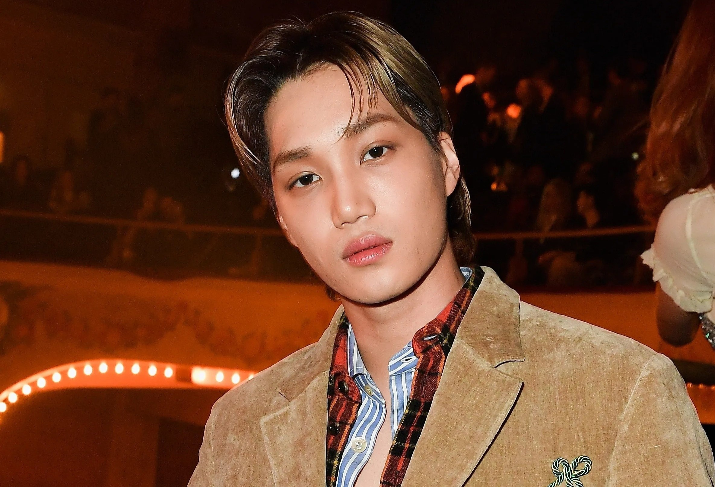 Kai (EXO) nhap ngu hinh anh