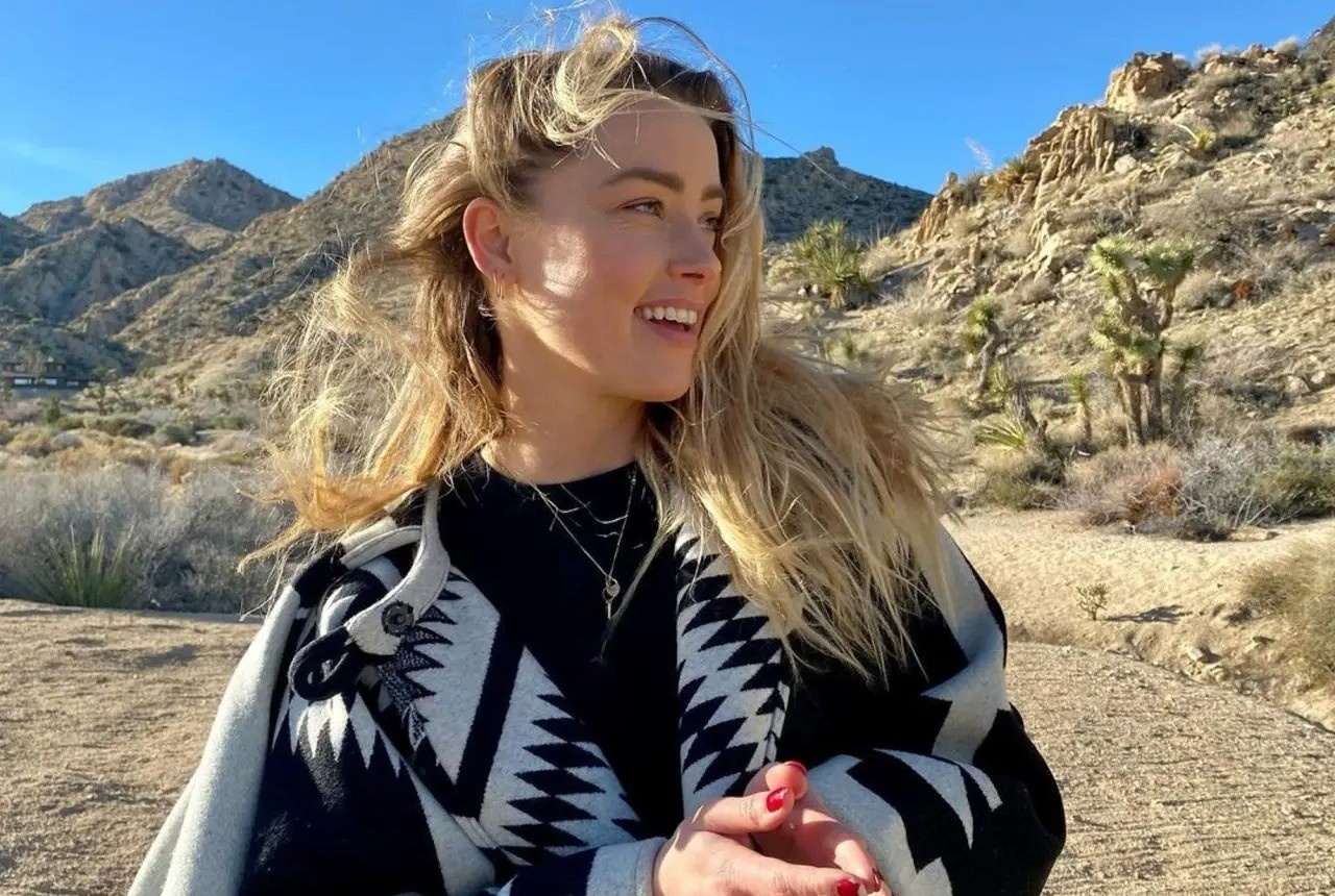 Amber Heard thay doi noi o hinh anh