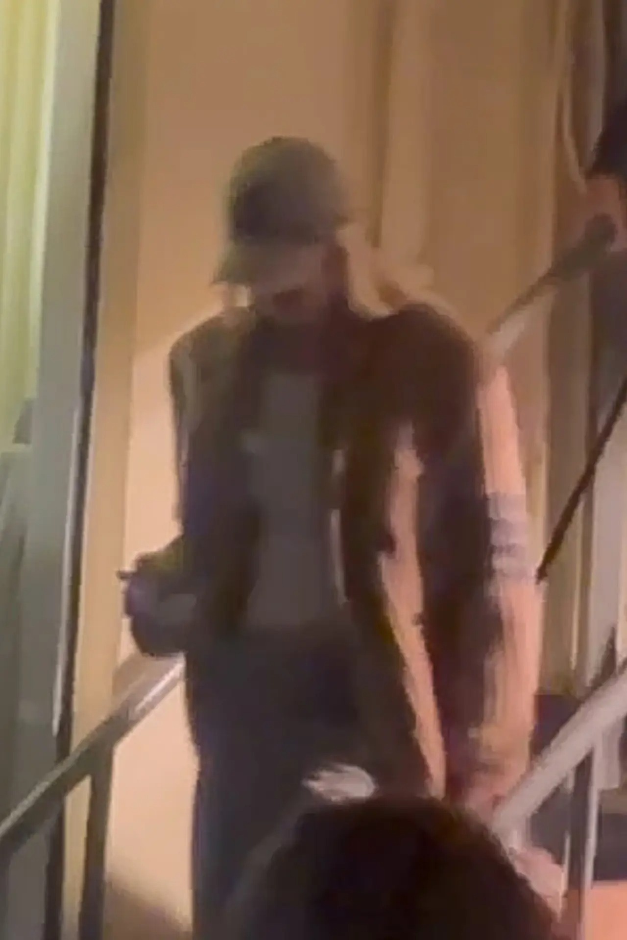 Leonardo DiCaprio Gigi Hadid ảnh 2 Leonardo DiCaprio Gigi Hadid anh 2