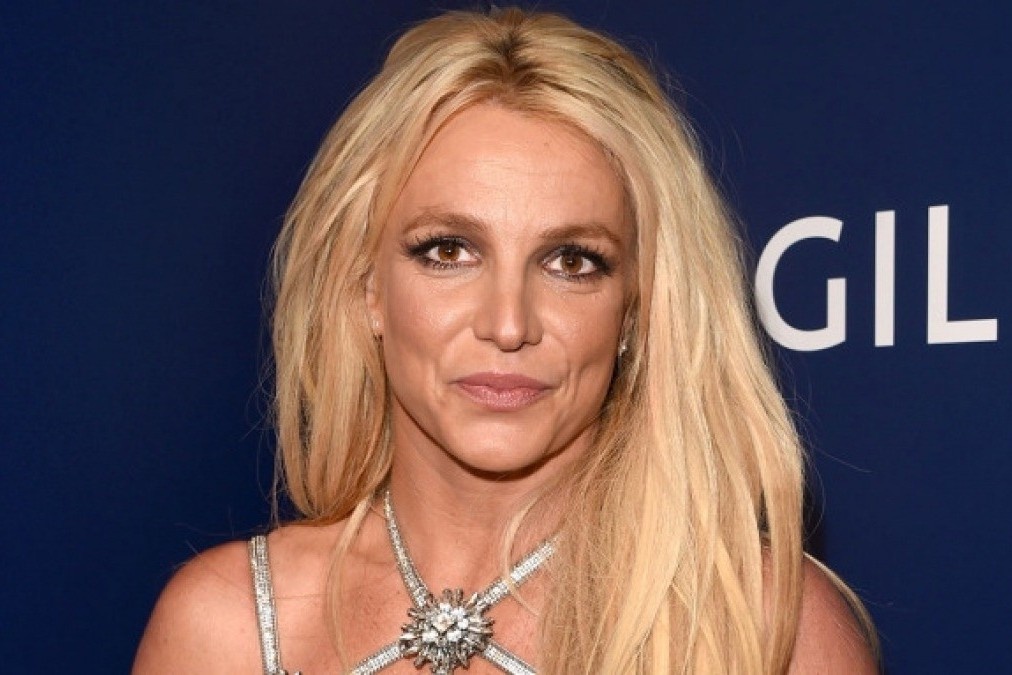 Britney Spears thuc ba ngay lien tuc vi uong caffein hinh anh