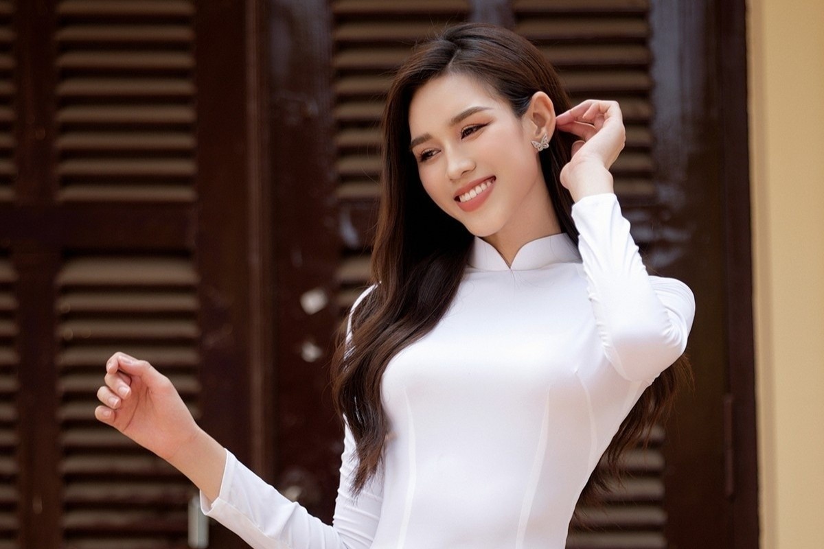 Do Thi Ha chup anh ky yeu chuan bi tot nghiep dai hoc hinh anh