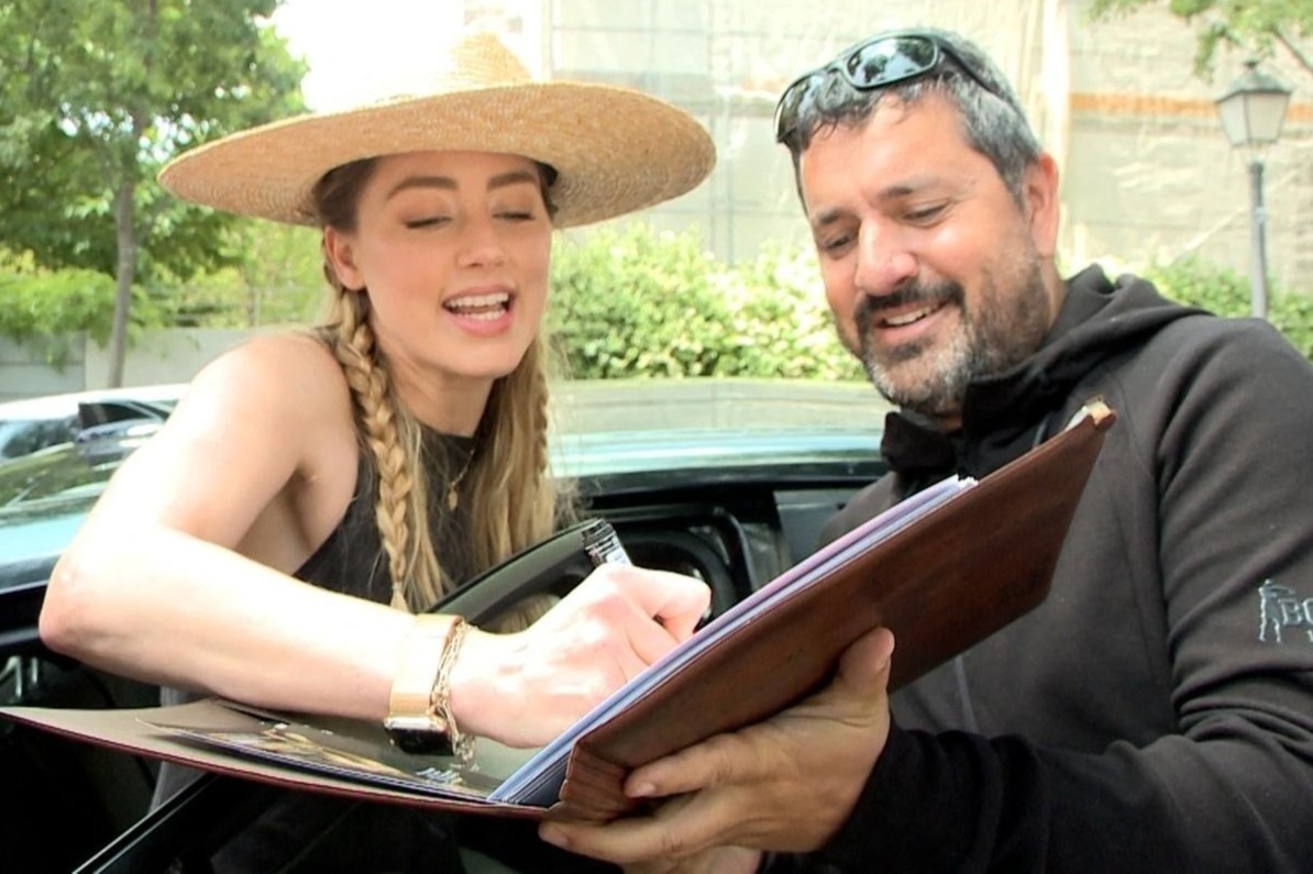 Dien mao moi cua Amber Heard hinh anh