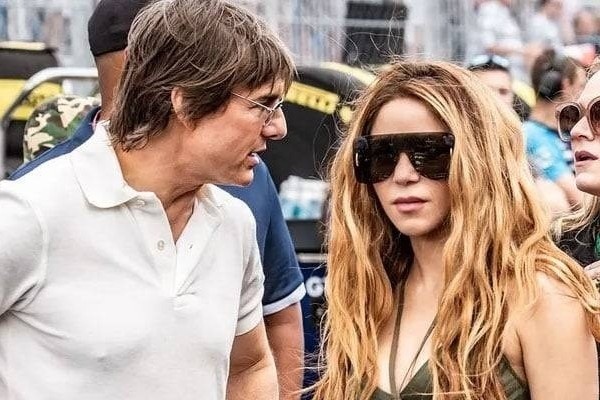 Shakira phu nhan hen ho Tom Cruise hinh anh
