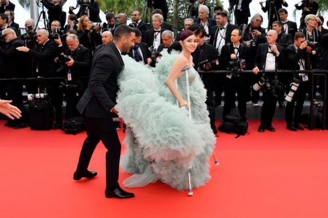 dien vien Campuchia chong nang anh 2