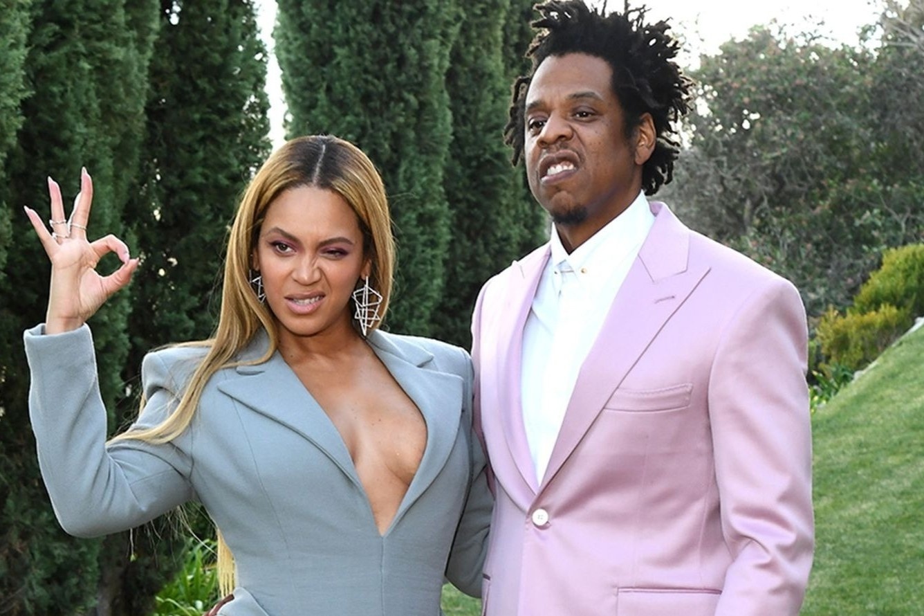 Sieu biet thu 200 trieu USD cua vo chong rapper giau nhat the gioi hinh anh