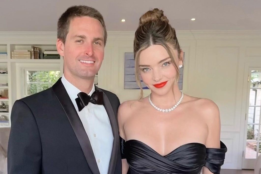 Sieu mau Miranda Kerr ky niem 6 nam cuoi ty phu cong nghe hinh anh