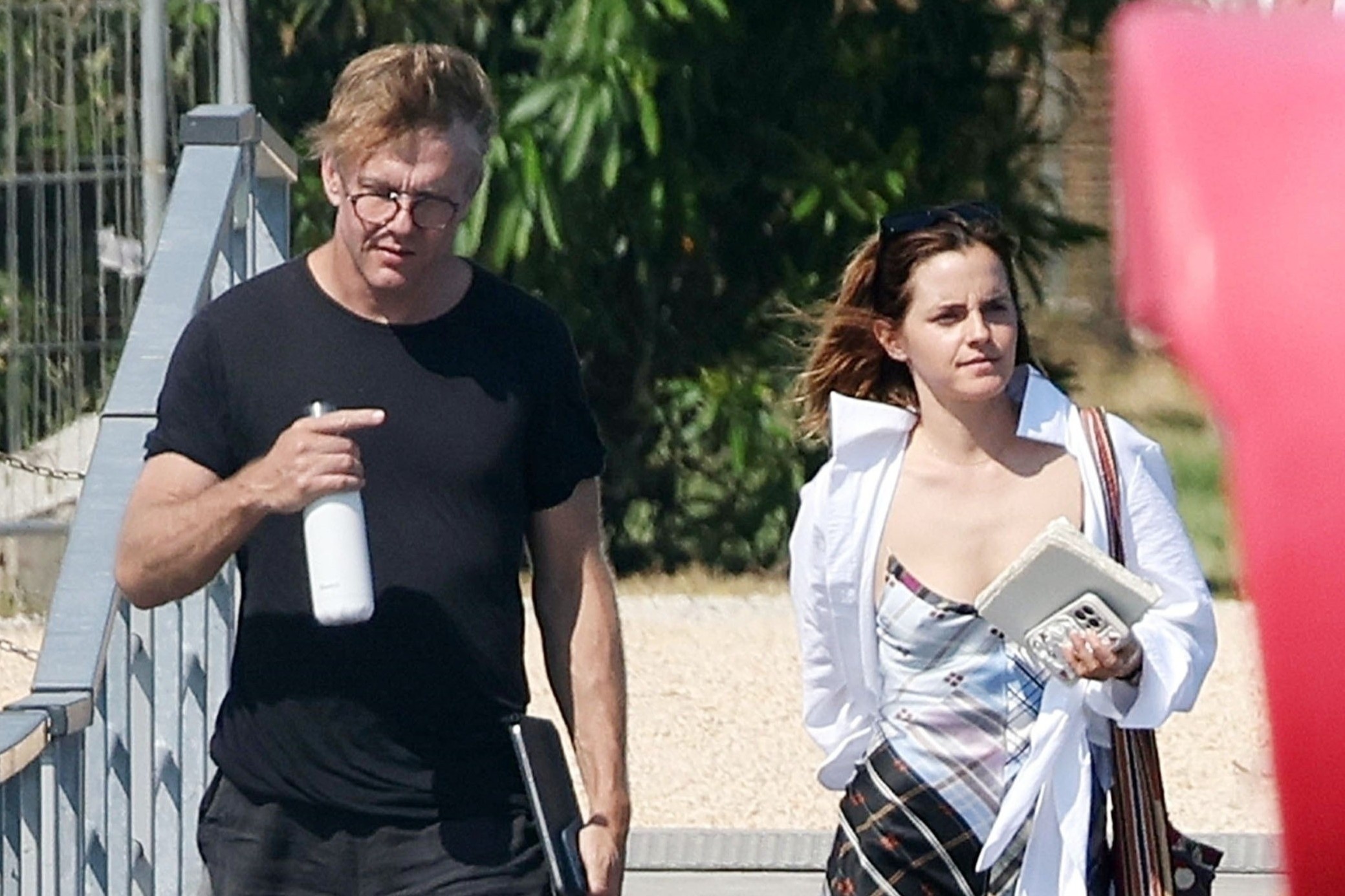 Emma Watson di nghi tai Italy cung nguoi dan ong la hinh anh