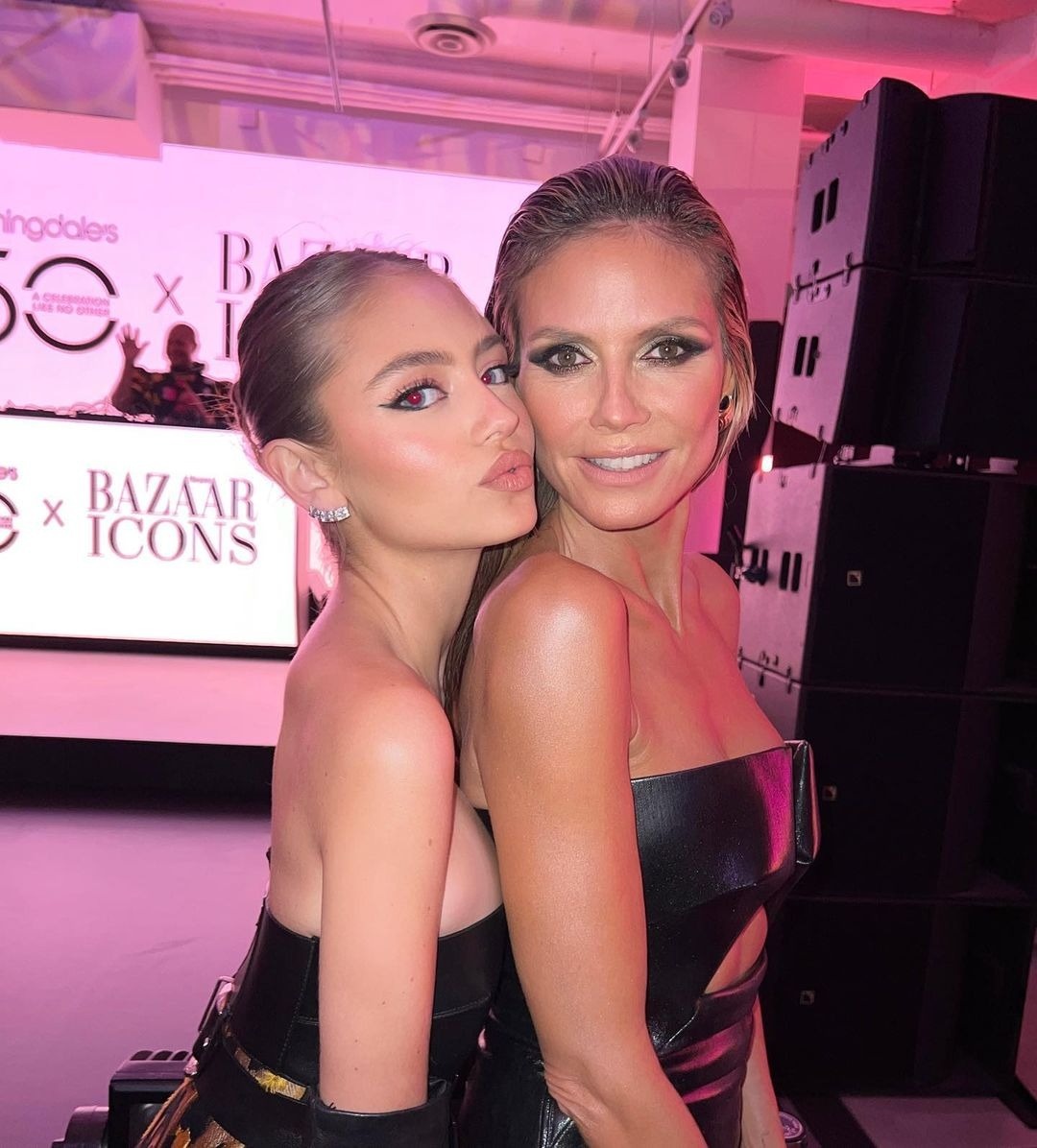 Heidi Klum hở bạo  ảnh 4 Heidi Klum ho bao anh 4