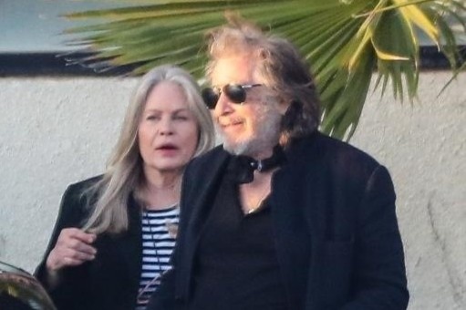 'Bo gia' Al Pacino gap tinh cu giua luc ban gai mang bau hinh anh