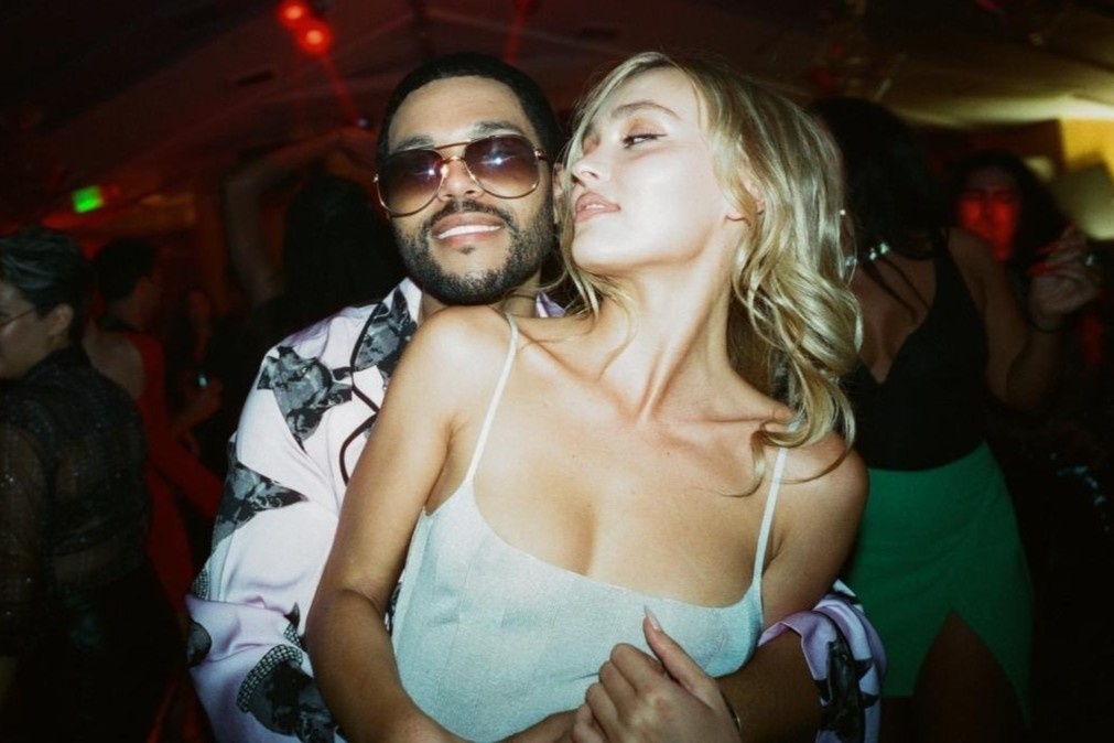 Dieu phoi vien canh nong phat hoang vi 'The Idol' hinh anh