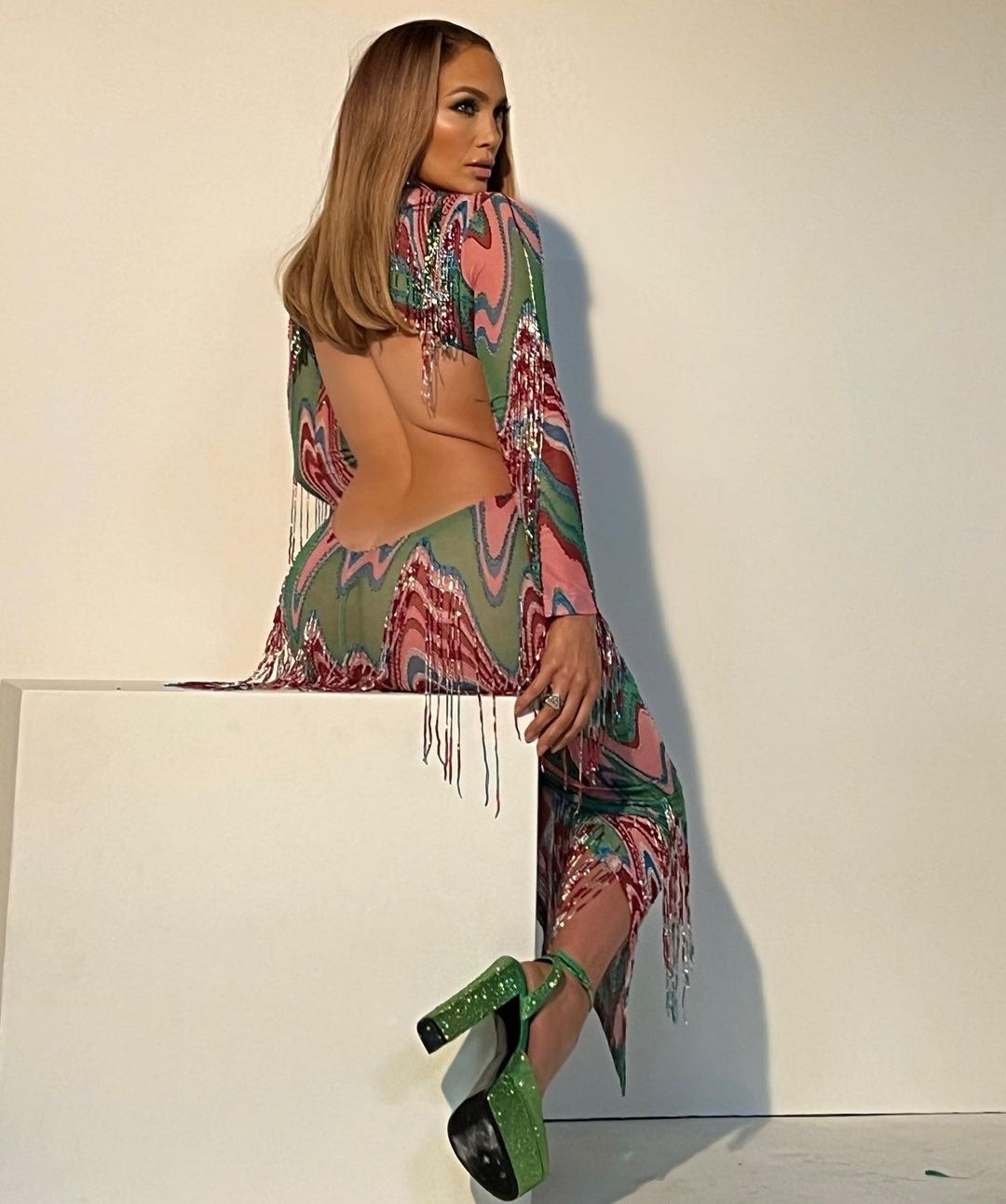 Jennifer Lopez hình xăm  ảnh 1 Jennifer Lopez hinh xam anh 1