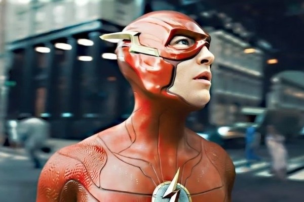 'The Flash' bi ha guc ve doanh thu hinh anh