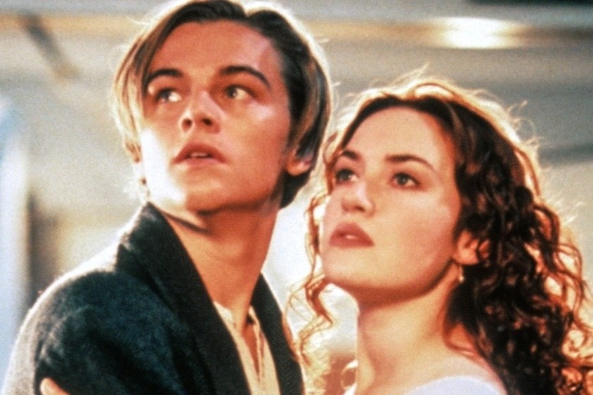 Netflix gay phan no khi tai chieu 'Titanic' sau vu chim tau Titan hinh anh