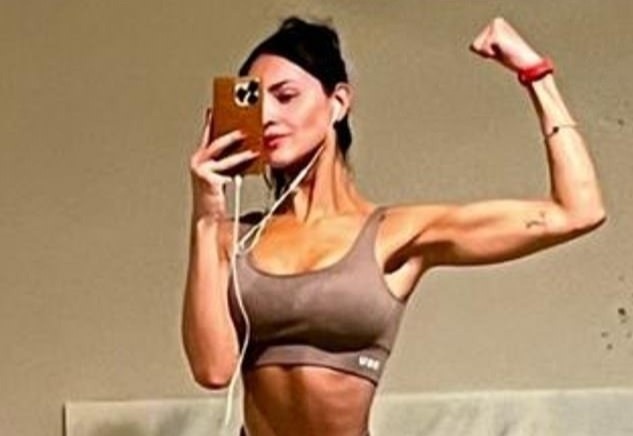 Than hinh khong chut mo thua cua my nhan 'Fast and Furious' hinh anh