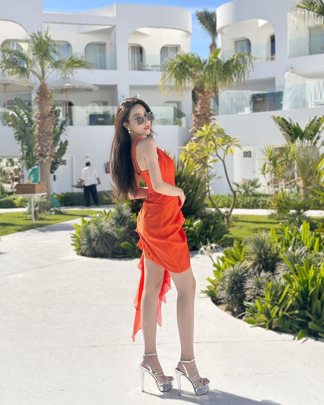 A hau Ngoc Hang anh 2