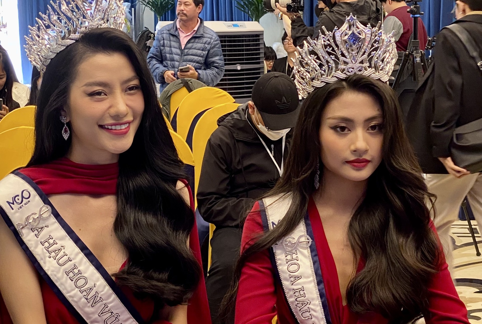 Tan Hoa hau Bui Thi Xuan Hanh xin loi hinh anh