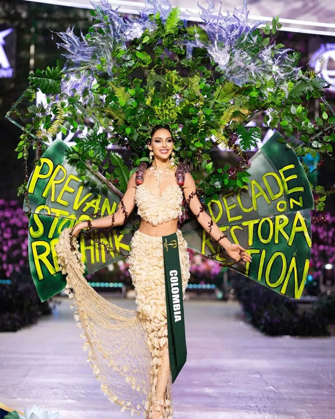 Miss Earth anh 9