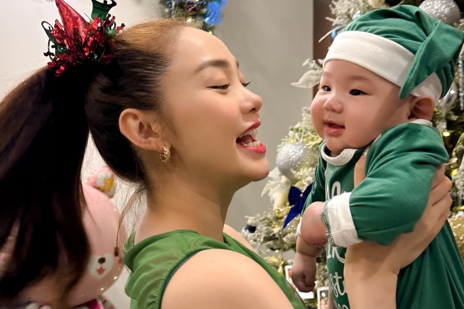 Minh Hang lan dau khoe anh ro mat con trai hinh anh