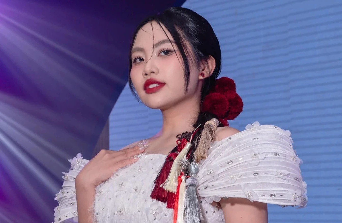 HIEUTHUHAI, Phuong My Chi lot top 10 nghe si xuat sac nam 2023 hinh anh