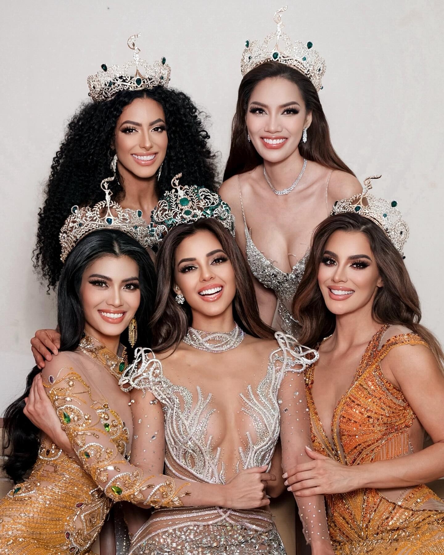 Hoa hau Hoan vu anh 4