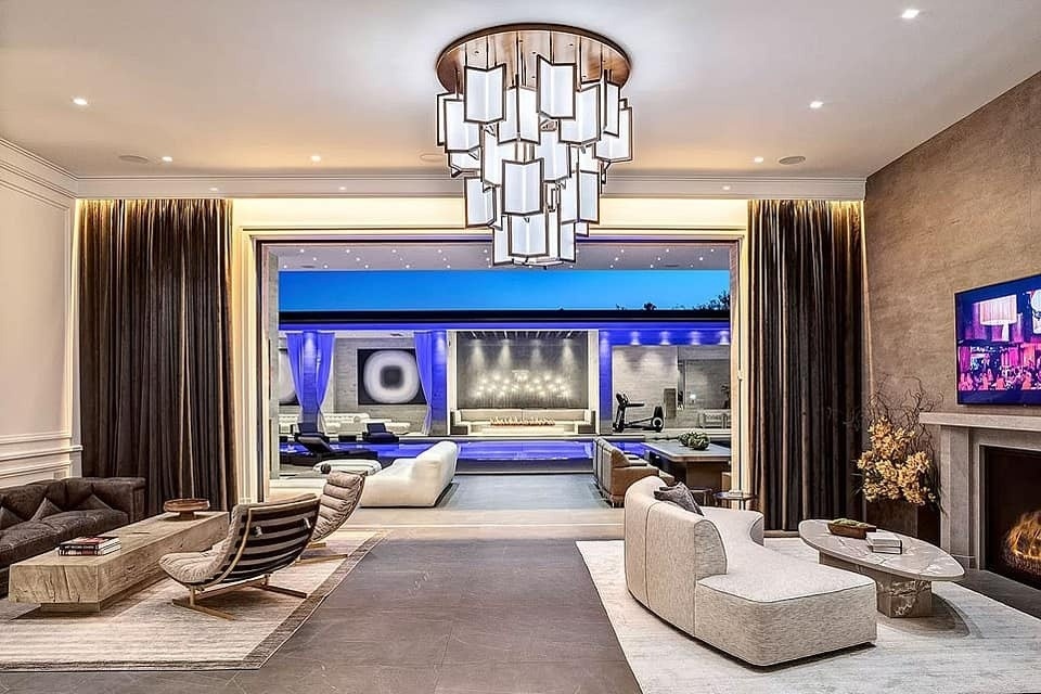 Kylie Jenner ban nha anh 2