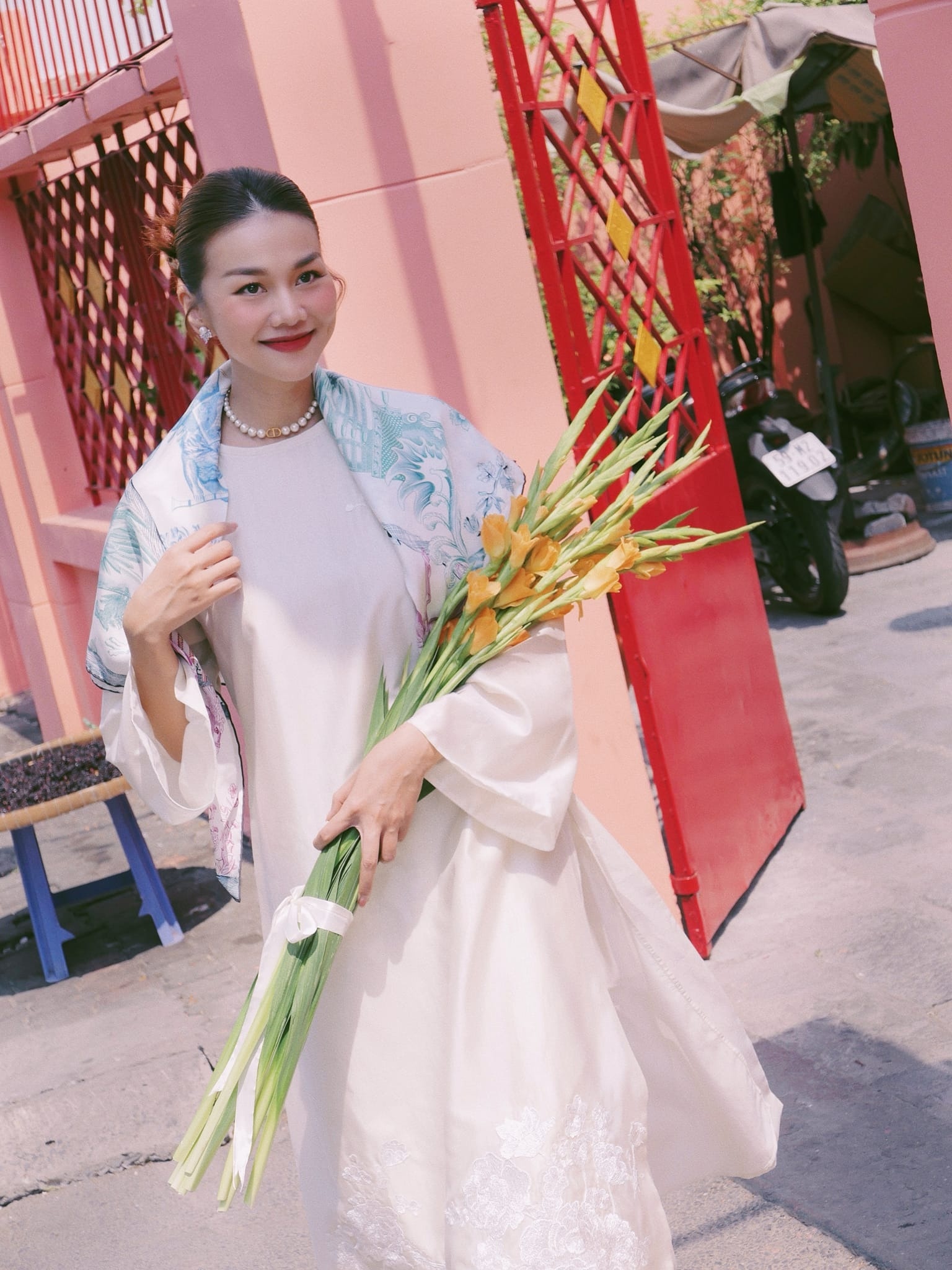 Sao Việt áo dài ảnh 1 Sao Viet ao dai anh 1