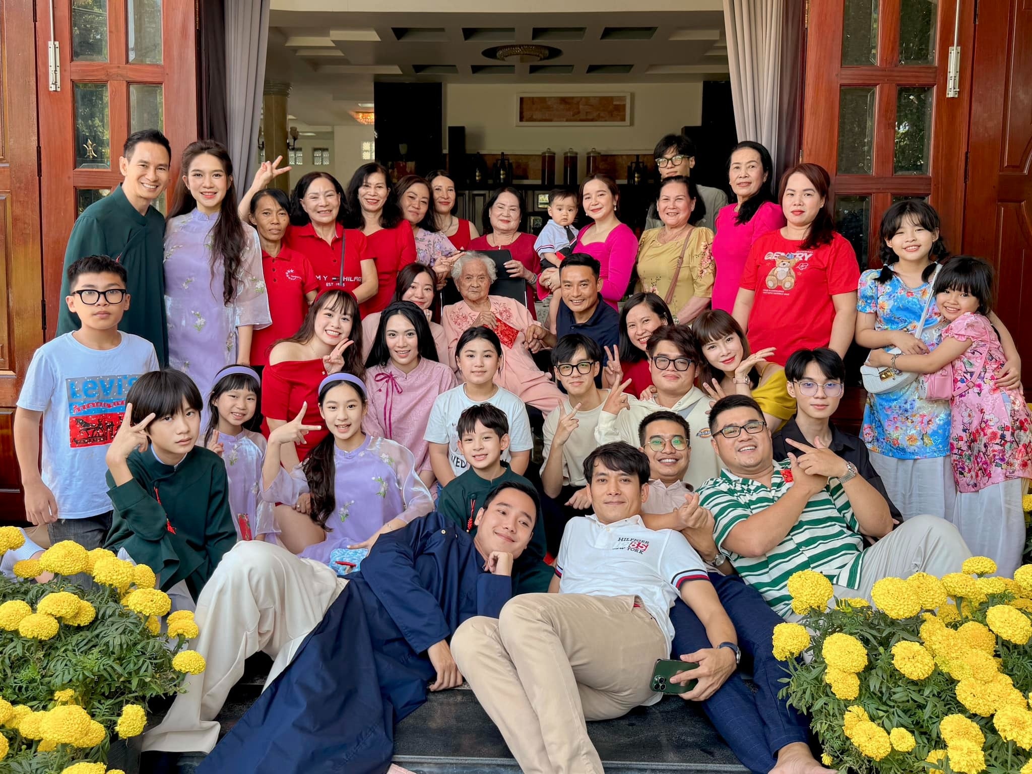 sao Viet mung 1 anh 3