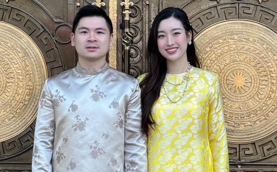 Le Tinh nhan cua sao Viet hinh anh