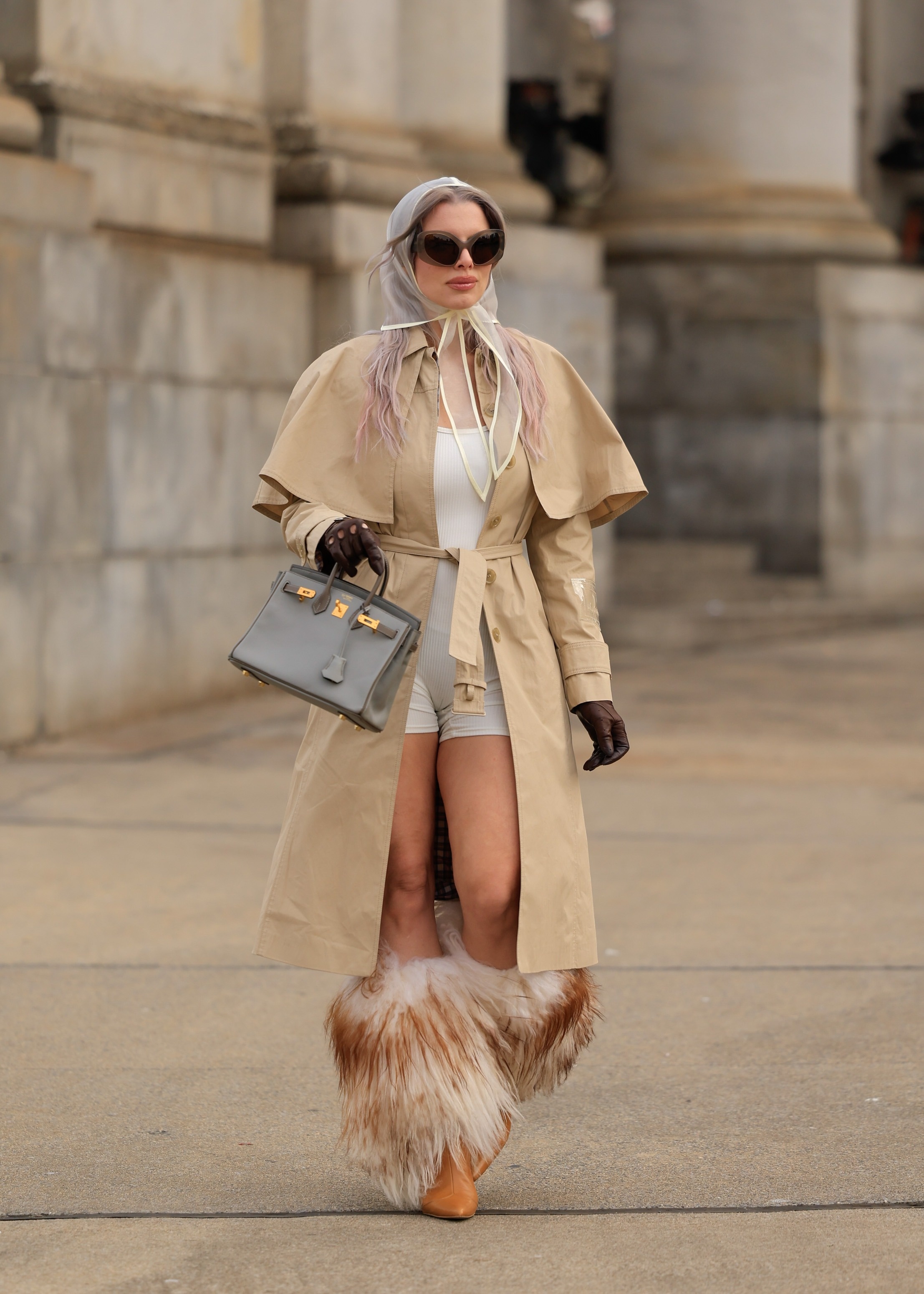 Julia Fox hở bạo ảnh 3 Julia Fox ho bao anh 3