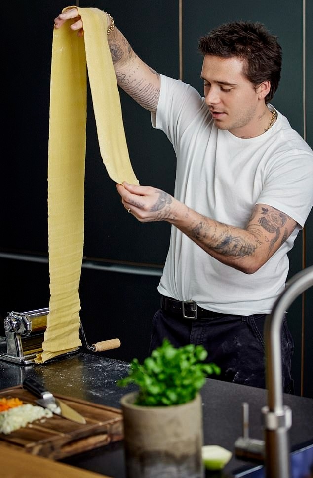 Brooklyn Beckham anh 2