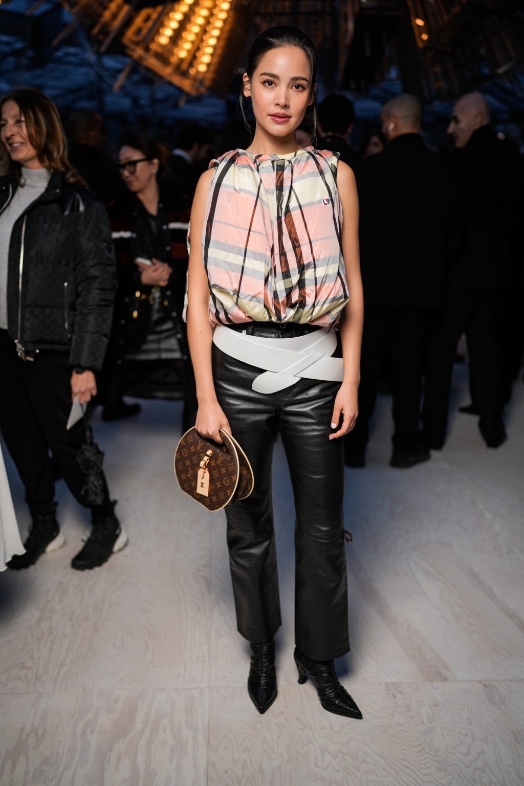 Lisa Louis Vuitton anh 16