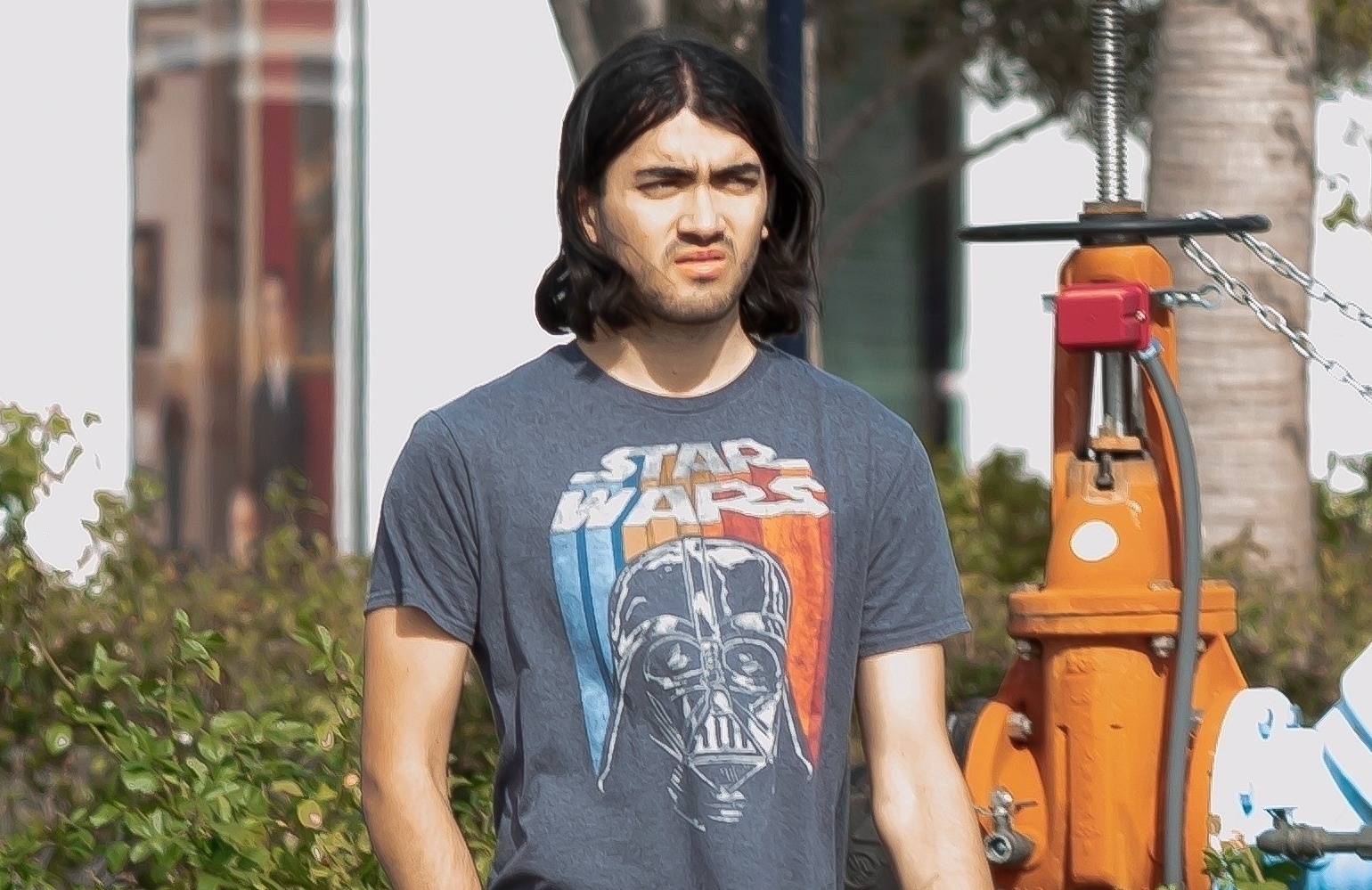 Ngoai hinh gay chu y cua con trai Michael Jackson hinh anh