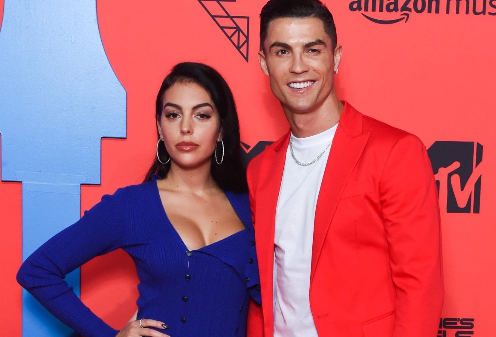 Ky nghi hon 7.000 USD moi dem cua Georgina Rodriguez va ban trai hinh anh