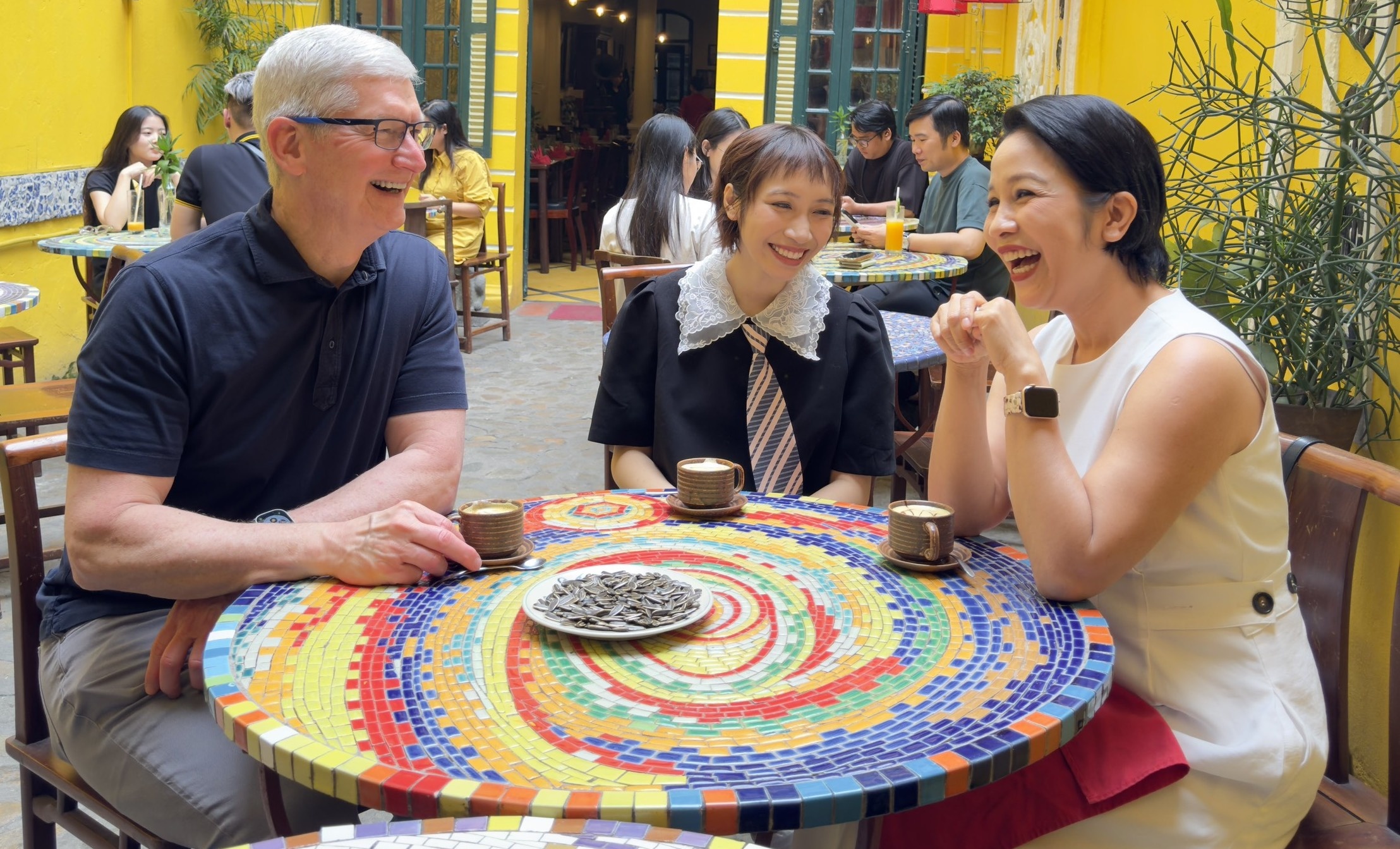 Tim Cook anh 1