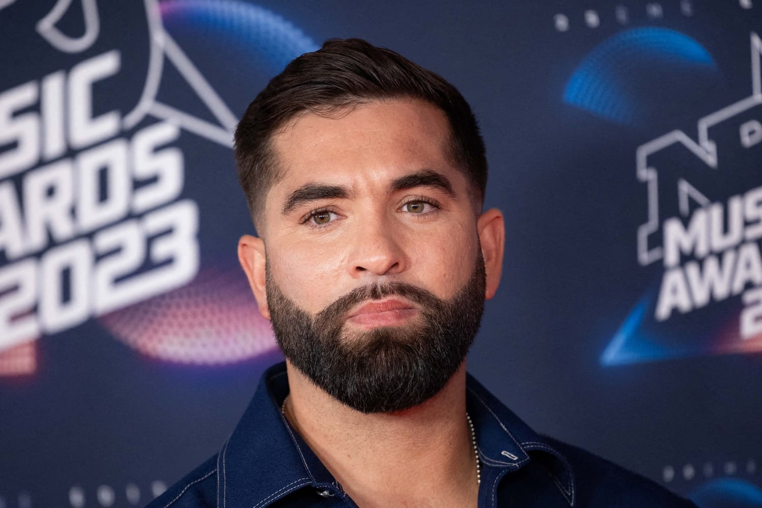 Ca si Kendji Girac bi thuong nang vi trung dan hinh anh