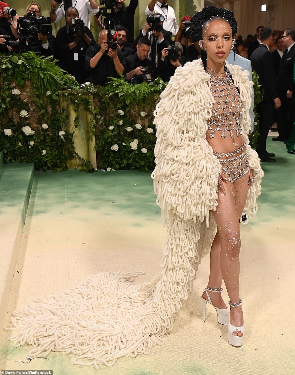 Met Gala 2024 anh 9