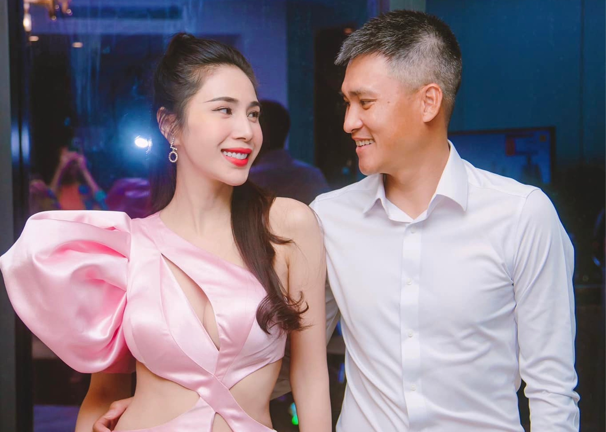 Cong Vinh len tieng ve tin don ly hon Thuy Tien hinh anh
