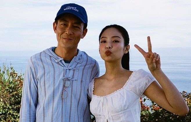 Buc anh Jennie (BlackPink) va Tran Quan Hy gay ban tan hinh anh