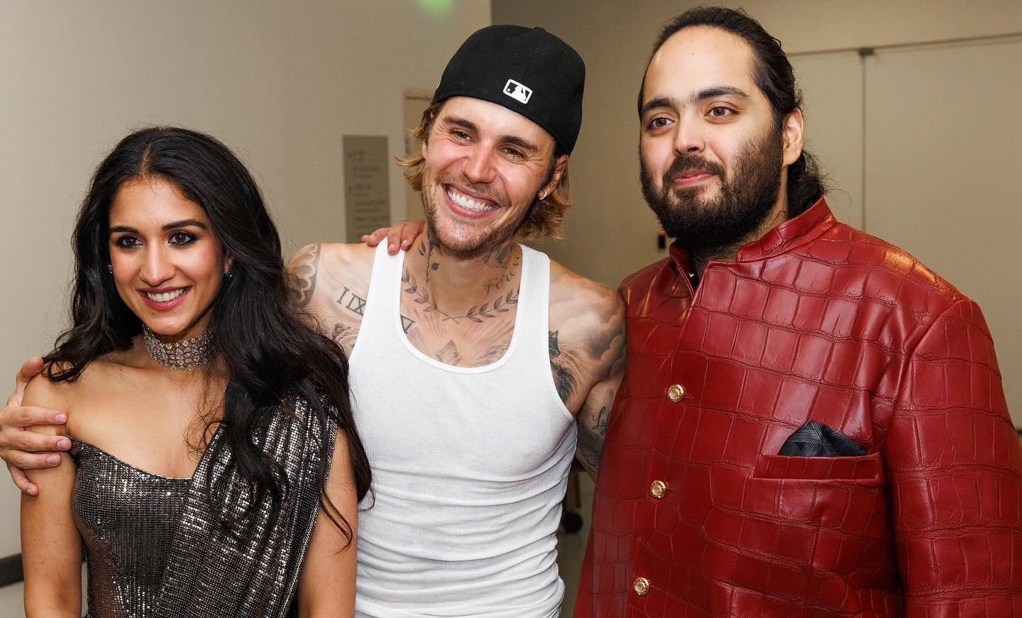 Justin Bieber duoc ty phu giau nhat chau A tra cat-xe 10 trieu USD hinh anh