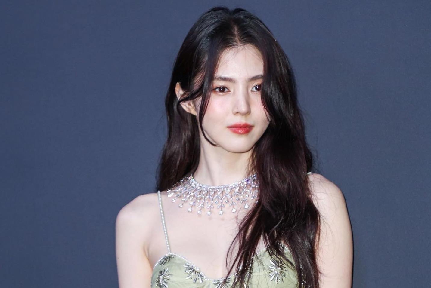 Me cua Han So Hee lien tuc vay tien hinh anh