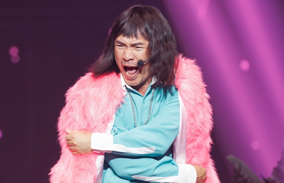 Rap Viet, Anh trai vuot ngan chong gai hoan len song hinh anh