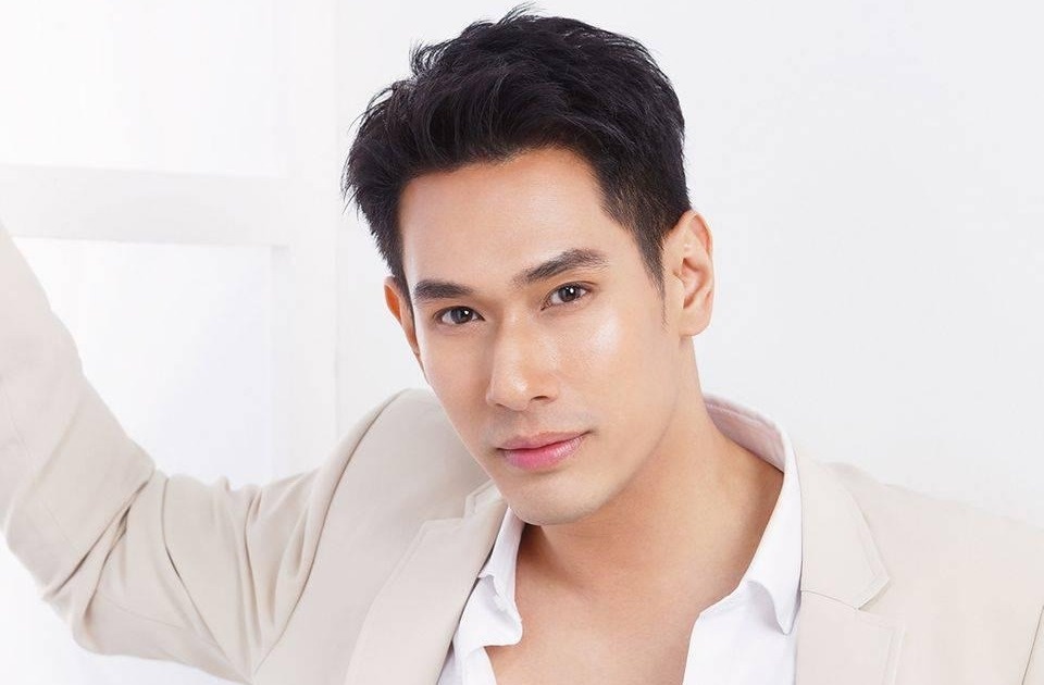 Tai tu Thai Lan Om Akkaphan qua doi hinh anh