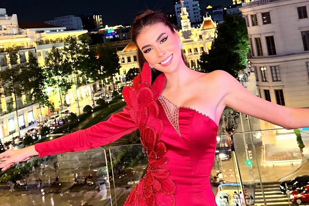 Hai nguoi dep bo thi Miss Cosmo o Viet Nam hinh anh