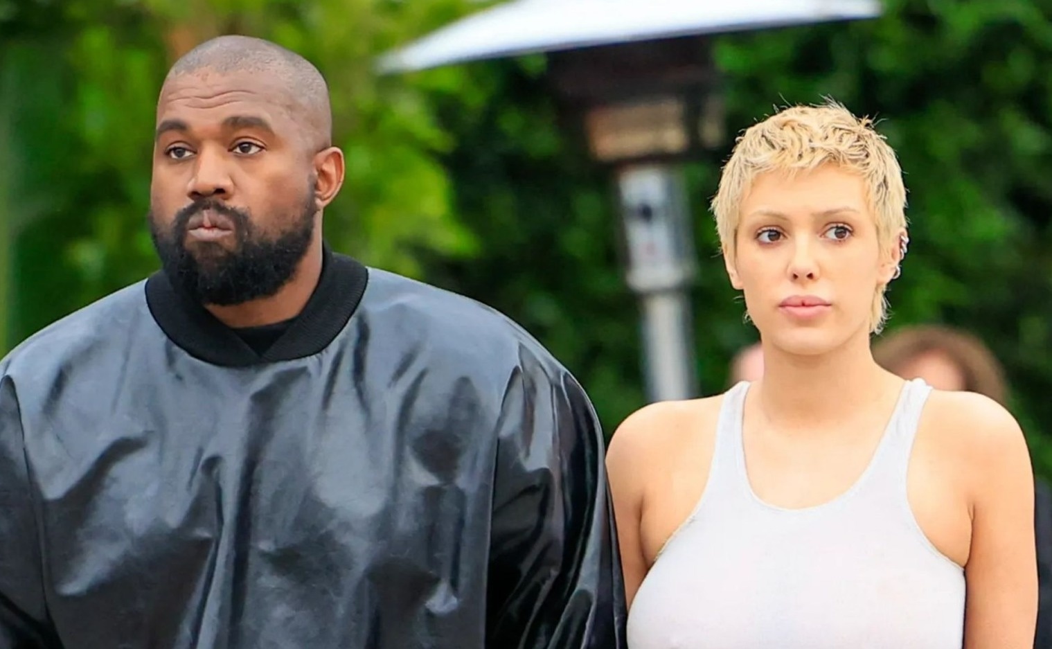 Kanye West thue tham tu tu theo doi vo? hinh anh